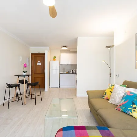 Apartment Home2book Bright & Communal Pool Cruz *
