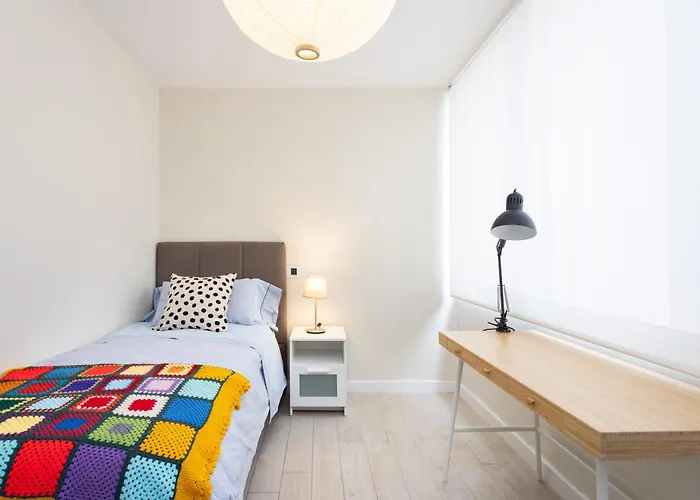 Home2book Bright & Communal Pool Cruz