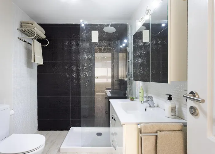 Home2book Bright & Communal Pool Cruz דירה