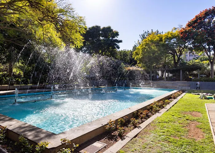 Home2book Bright & Communal Pool Cruz